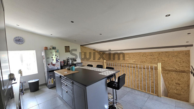 Propriété - 412 m² - 19 pièces