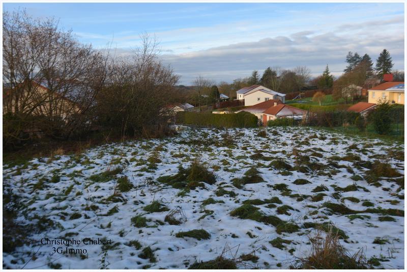 Terrain constructible - 725 m²