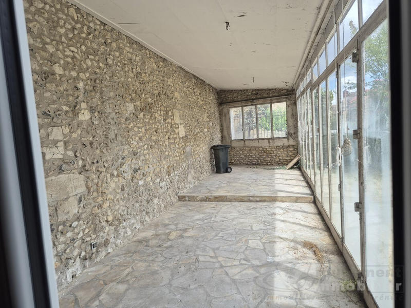 Maison - 216 m² - 7 pièces