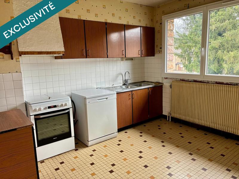 Maison - 230 m² - 7 pièces