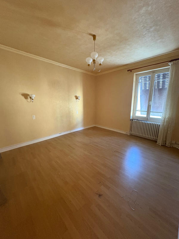 Maison de village - 105 m² - 5 pièces