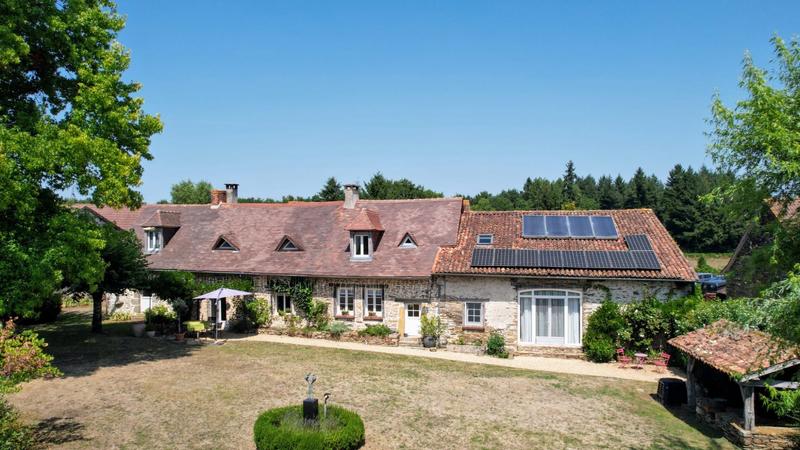 Maison ancienne - 230 m² - 7 pièces