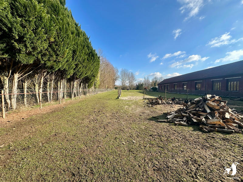 Maison - 210 m² - 6 pièces