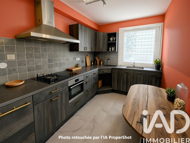 Appartement - 82 m² - 5 pièces