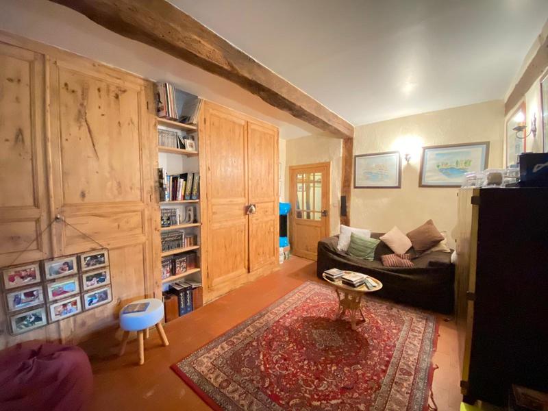 Maison - 246 m² - 6 pièces