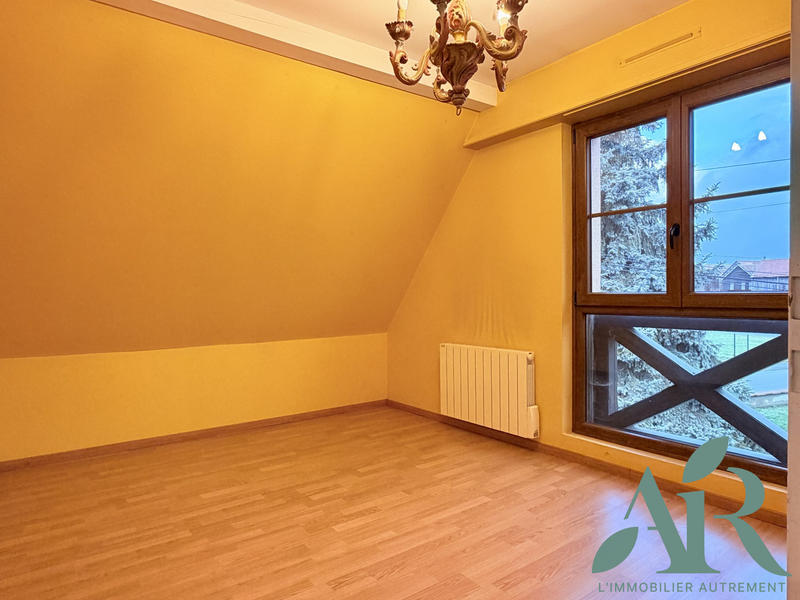 Maison - 165 m² - 6 pièces