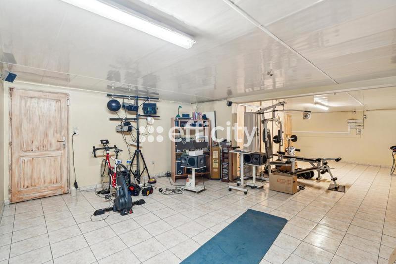 Maison - 131 m² - 6 pièces