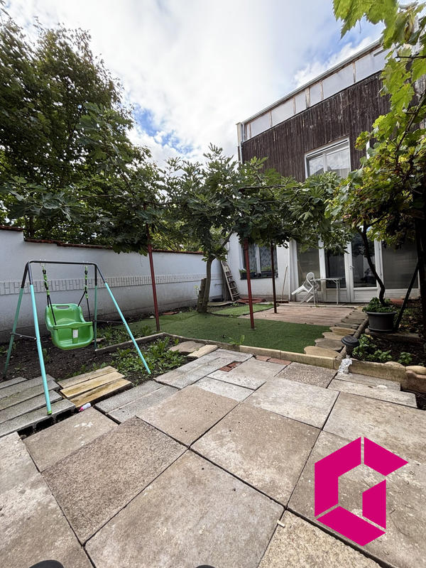 Maison - 100 m² - 5 pièces