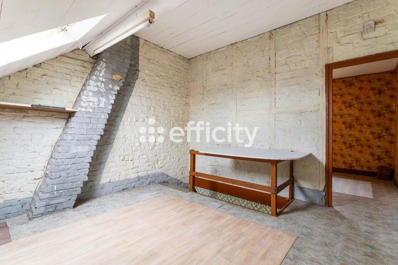 Maison - 95 m² - 5 pièces