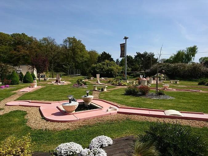 Manoir - 2 000 m² - 35 pièces