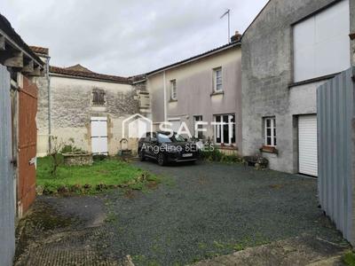 Maison - 270 m² - 6 pièces