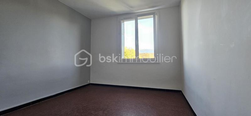 Appartement - 70 m² - 4 pièces