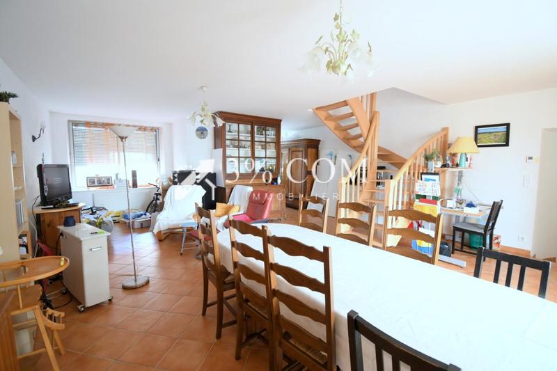Maison - 283 m² - 10 pièces