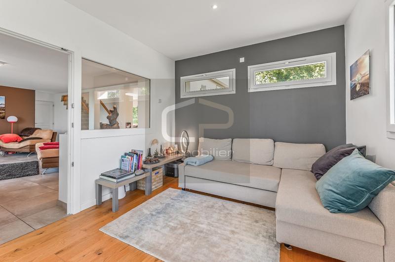 Maison - 142 m² - 6 pièces