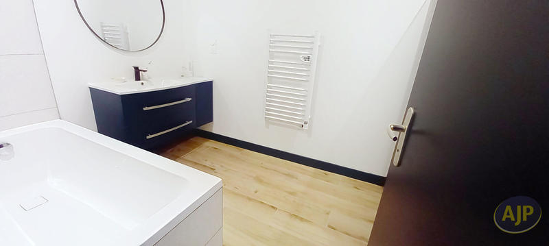 Maison - 155 m² - 6 pièces