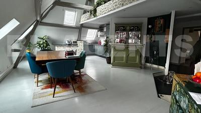 Appartement - 100 m² - 4 pièces