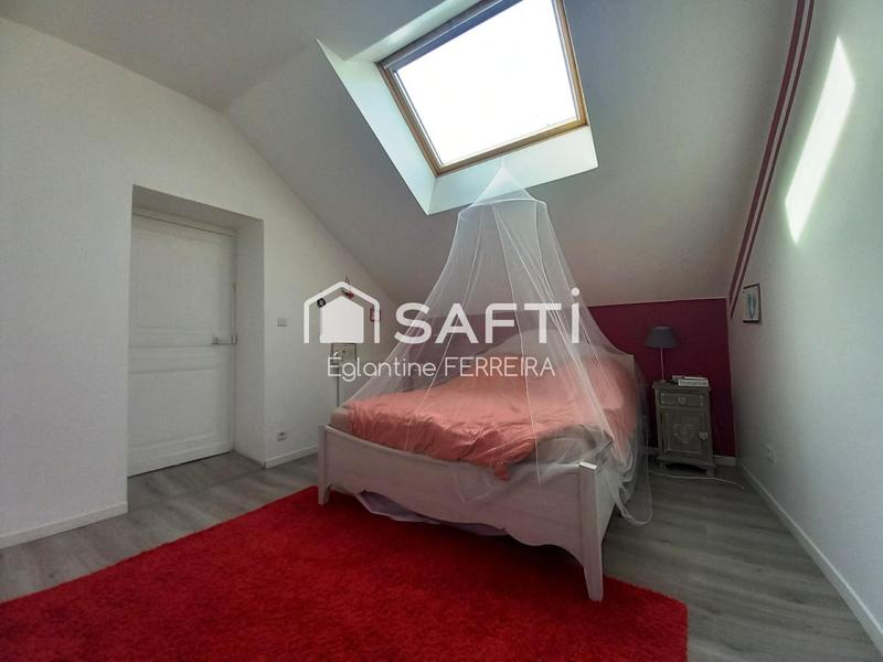 Maison - 566 m² - 15 pièces