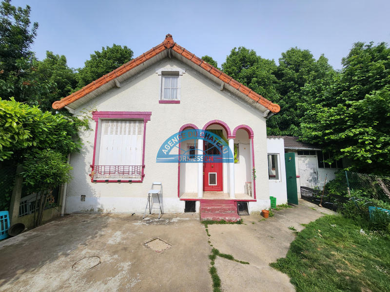 Maison - 658 m² - 3 pièces