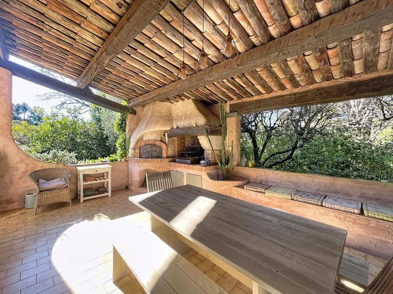 Villa - 180 m² - 5 pièces