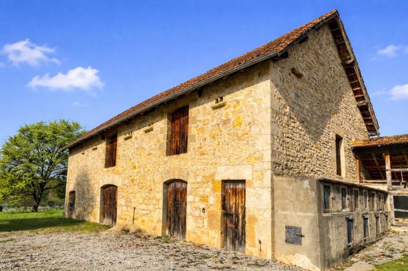 Corps de ferme - 169 m² - 7 pièces