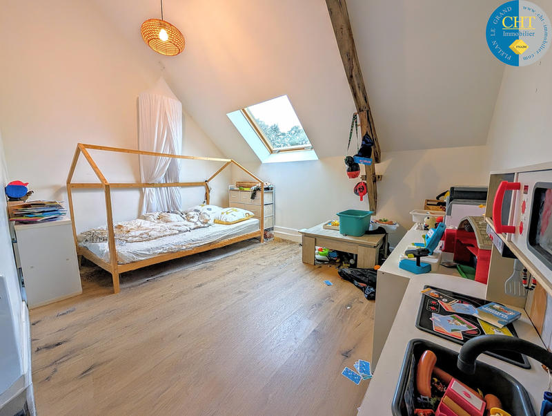 Maison - 94 m² - 5 pièces