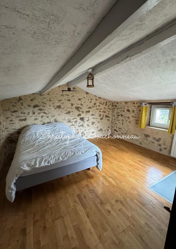 Maison - 202 m² - 6 pièces