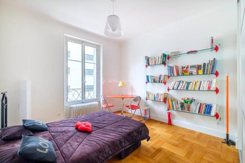 Appartement - 129 m² - 6 pièces