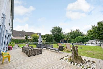 Maison - 350 m² - 7 pièces