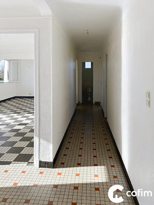 Maison traditionnelle - 150 m² - 6 pièces