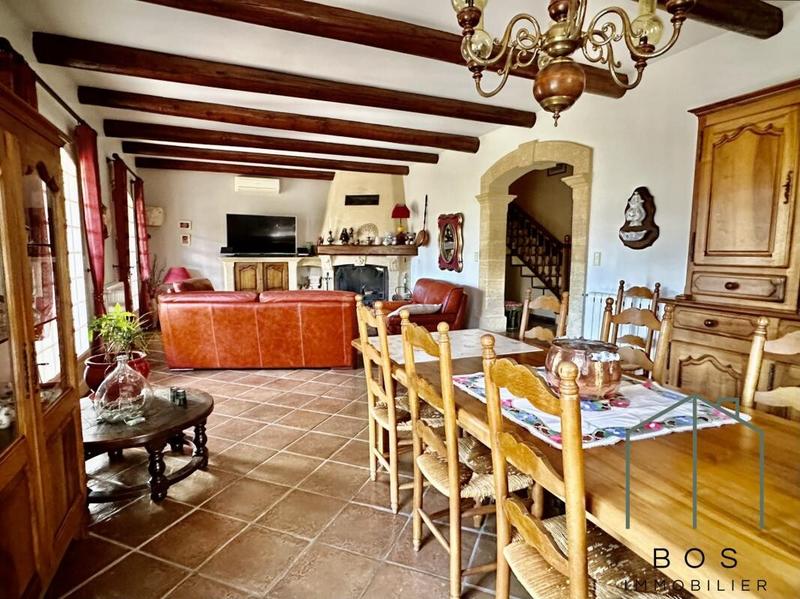 Villa - 192 m² - 7 pièces