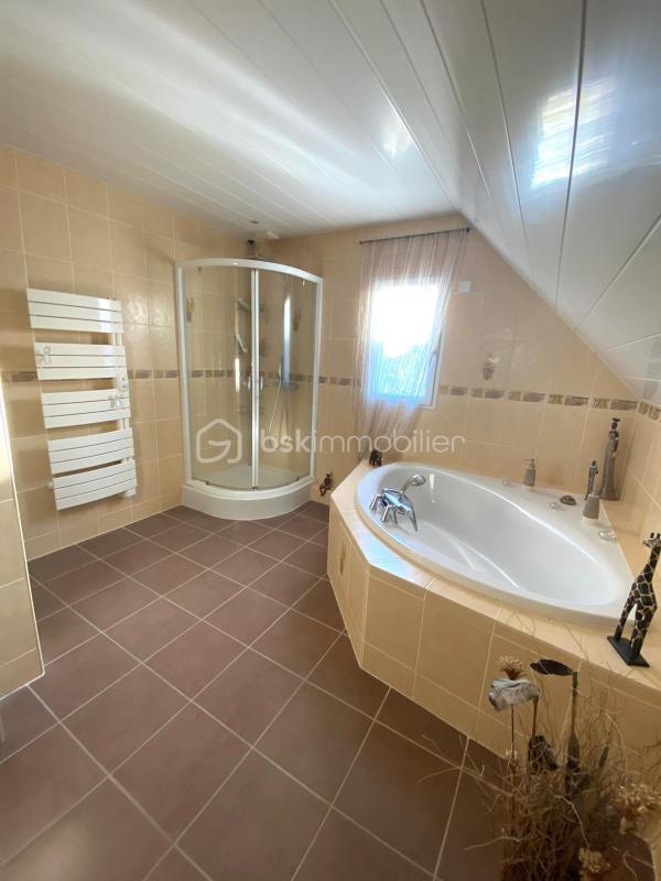 Villa - 130 m² - 5 pièces