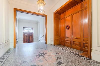 Appartement - 195 m² - 4 pièces