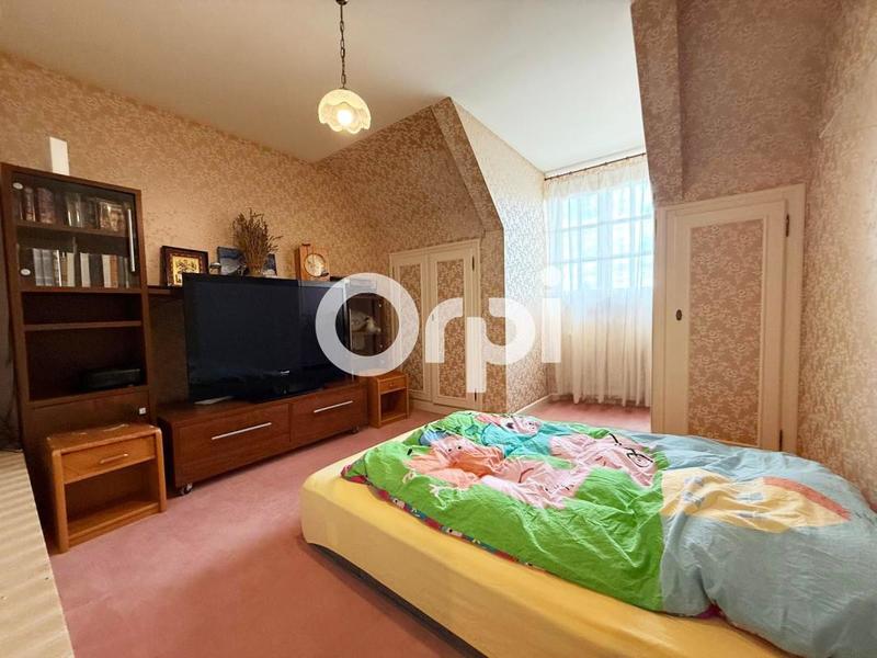 Maison - 160 m² - 7 pièces