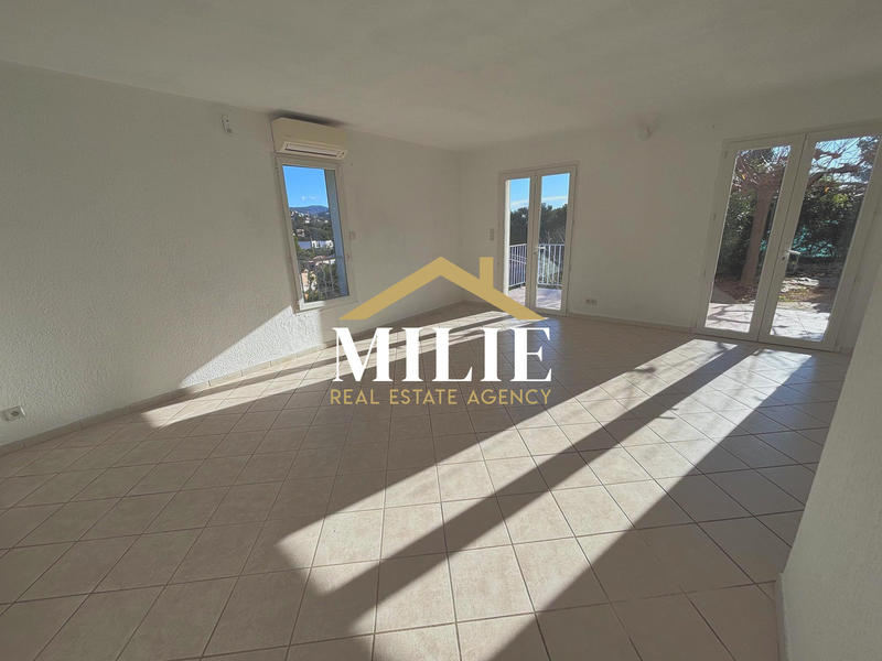 Maison - 82 m² - 3 pièces