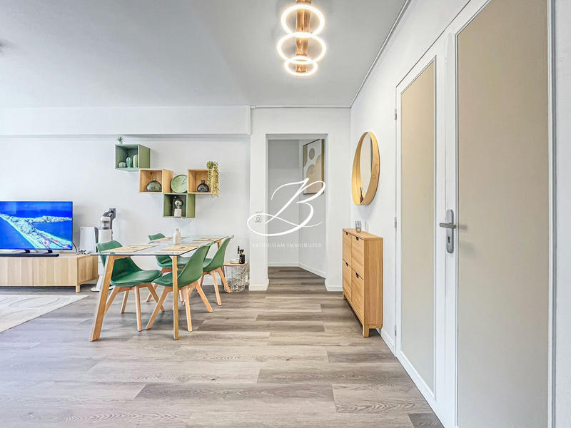 Appartement - 49 m² - 2 pièces