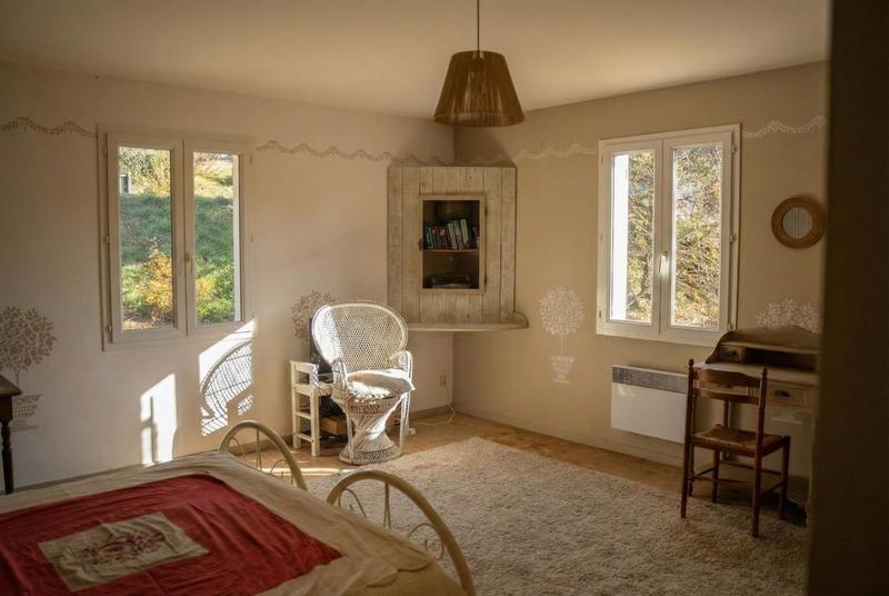 Maison - 281 m² - 10 pièces