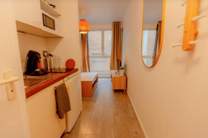 Studio - 15 m² - 1 pièce