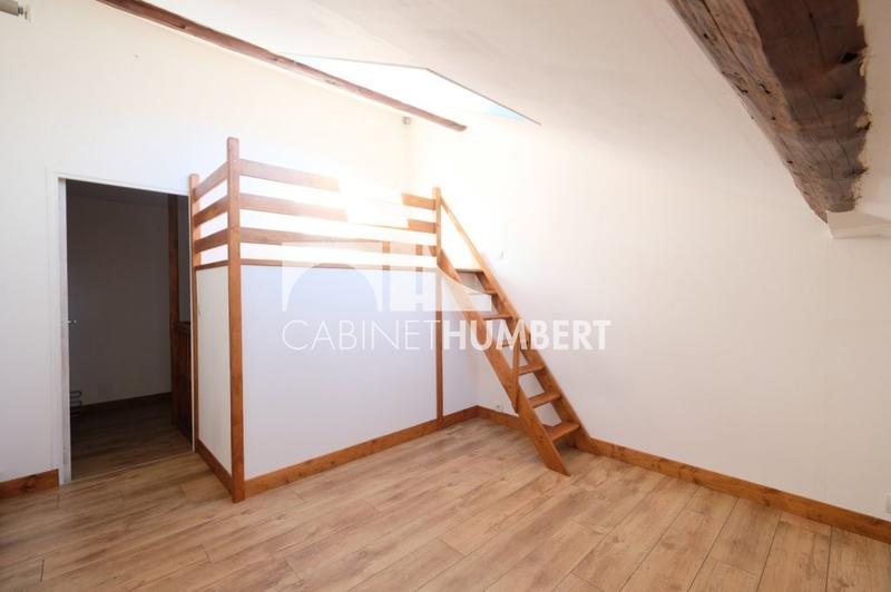Appartement - 170 m² - 6 pièces