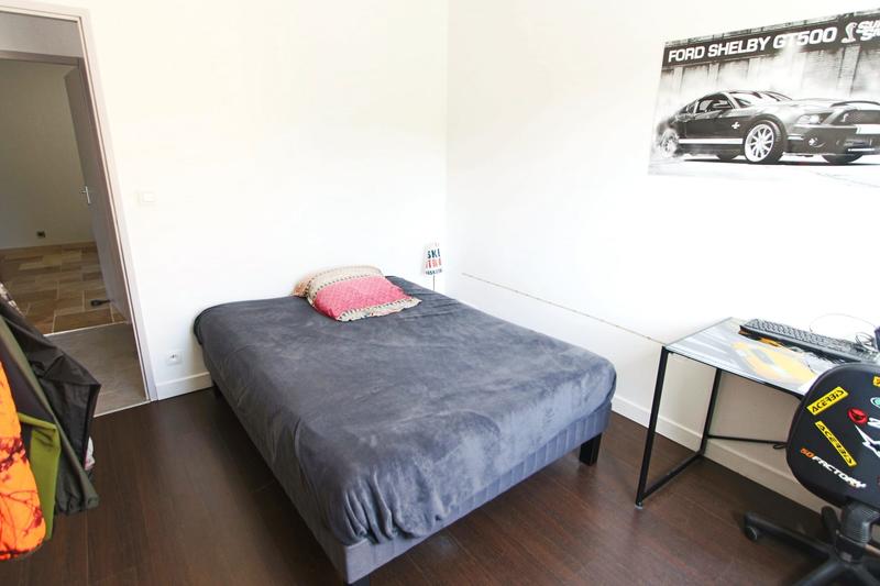 Maison - 104 m² - 4 pièces