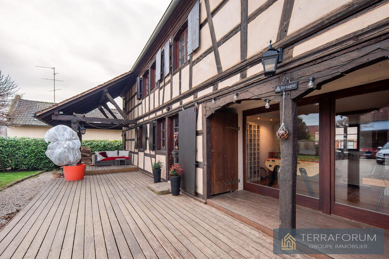 Maison ancienne - 223 m² - 8 pièces