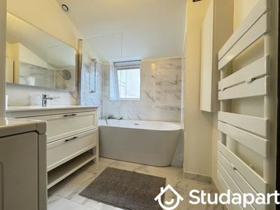 Appartement - 79 m² - 4 pièces