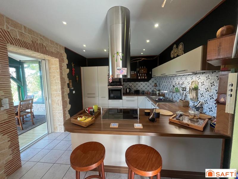 Maison - 146 m² - 5 pièces