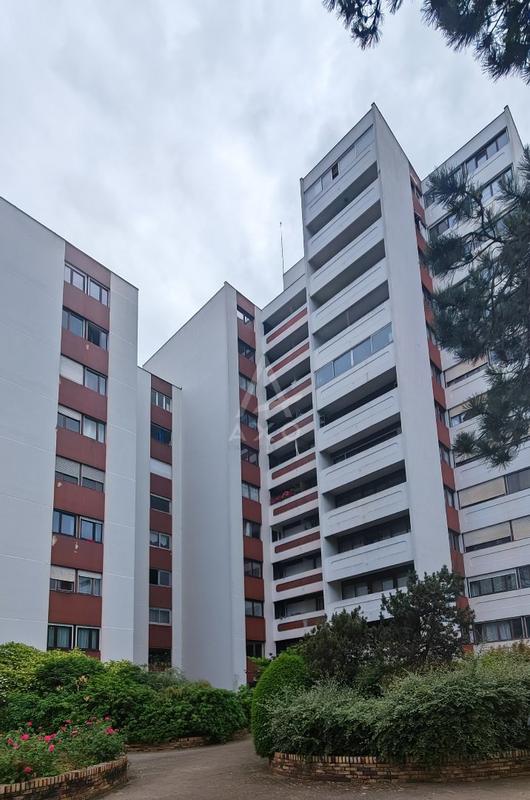 Appartement - 87 m² - 4 pièces