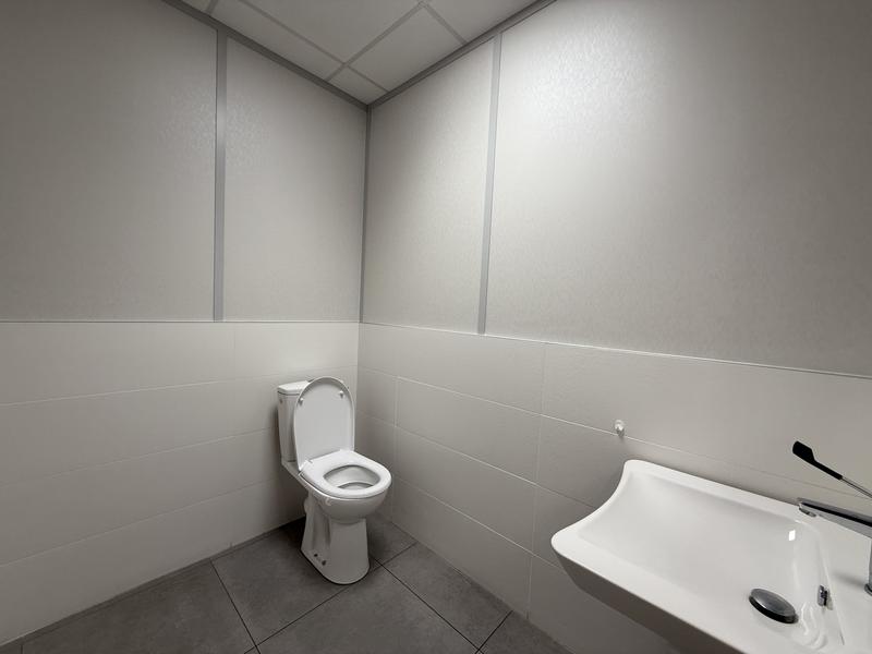 Local commercial - 139 m² - 6 pièces