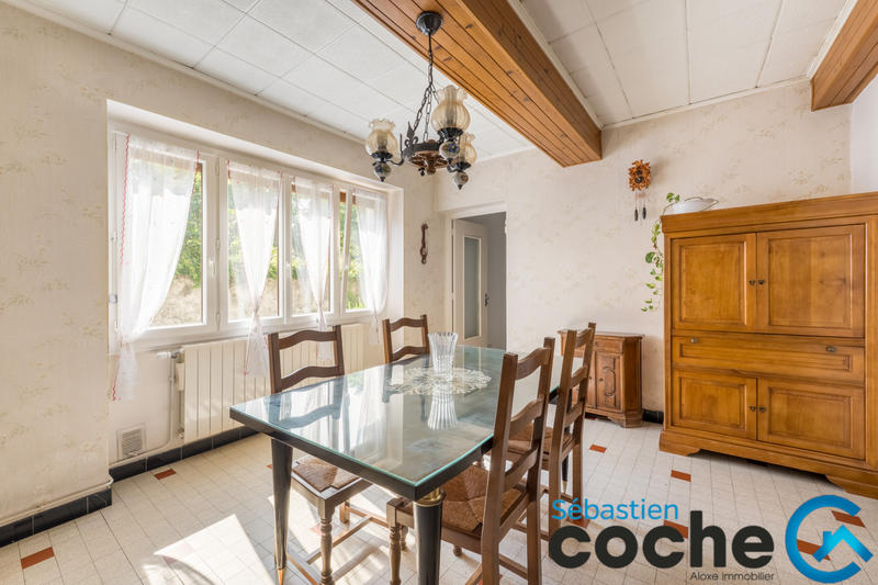 Maison - 187 m² - 6 pièces