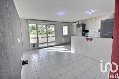 Appartement - 79 m² - 4 pièces