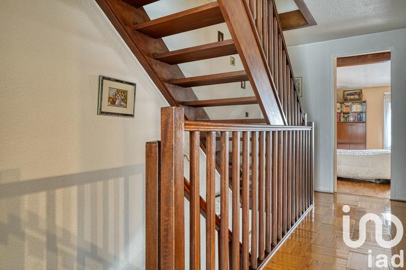 Maison - 94 m² - 6 pièces