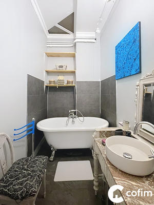 Appartement - 99 m² - 4 pièces