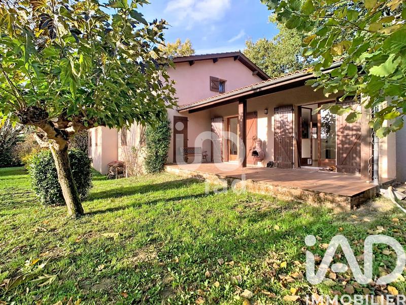 Maison - 191 m² - 7 pièces