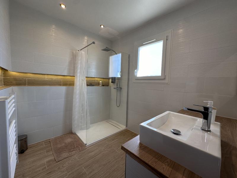 Maison - 280 m² - 7 pièces